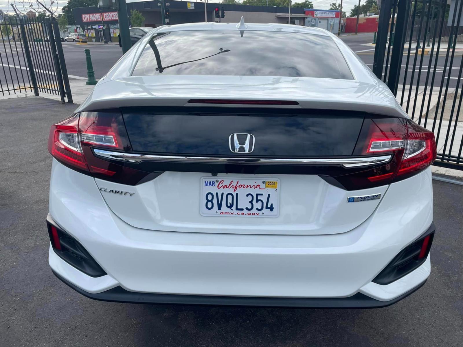 2021 Honda Clarity Plug-In Hybrid (JHMZC5F10MC) with an 1.5L L4 DOHC 16V HYBRID engine, CVT transmission, located at 744 E Miner Ave, Stockton, CA, 95202, (209) 944-5770, 37.956863, -121.282082 - PLUS TAXES AND FEES - Photo #10